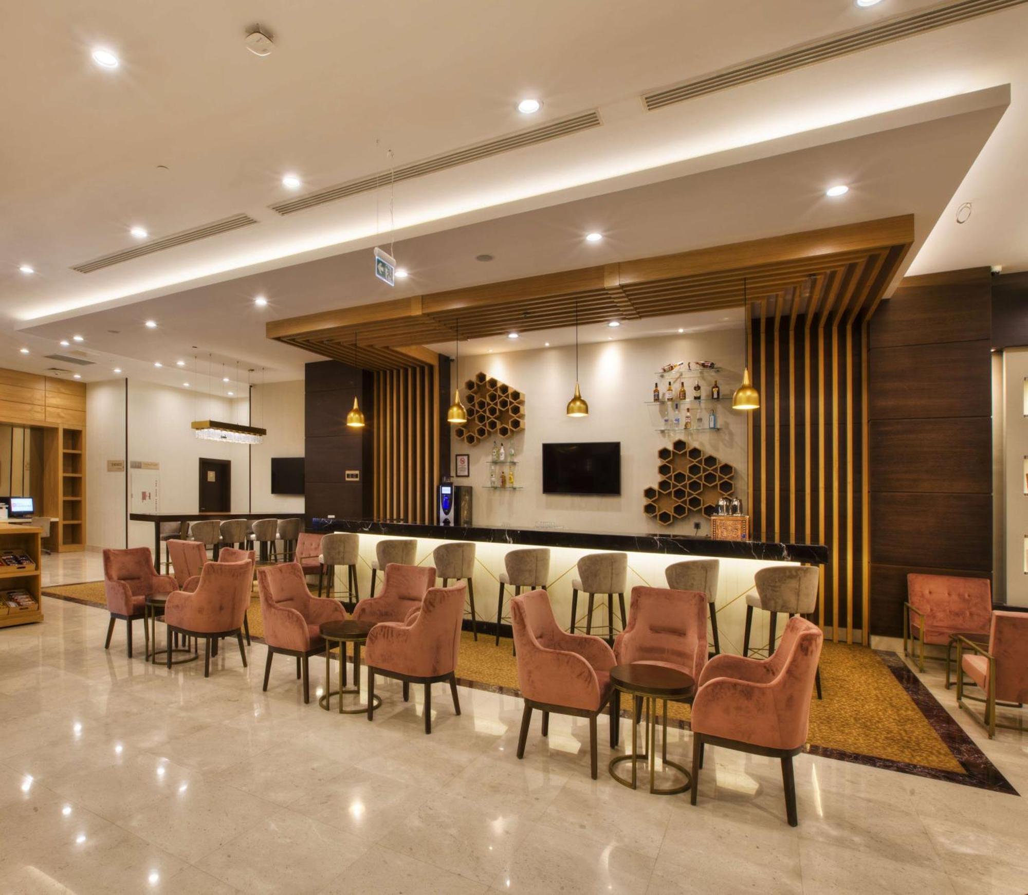 Hilton Garden Inn Isparta Exterior photo